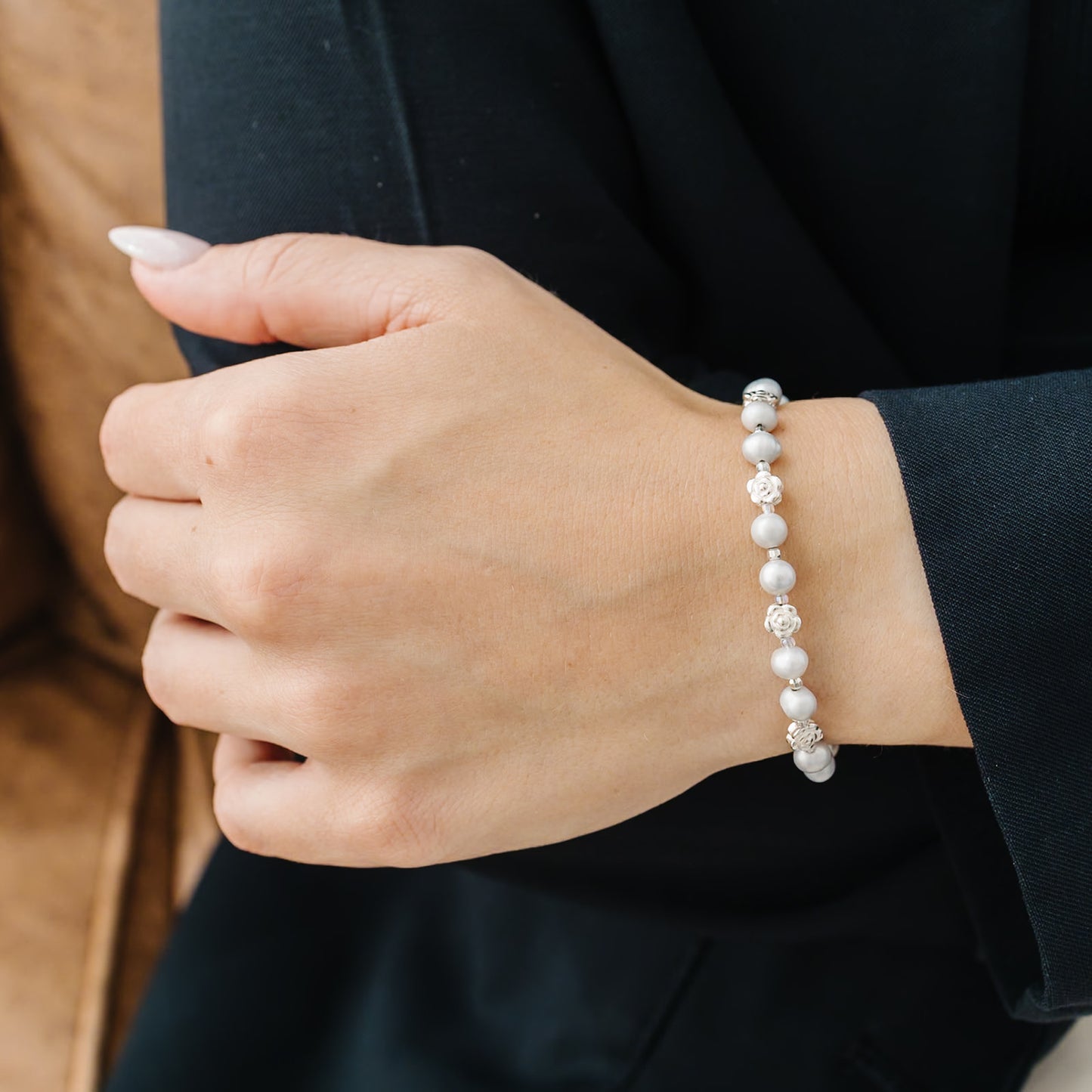 Gray Rose Bracelet with Freshwater Pearls
