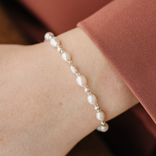 Tiny Pearl Beaded Bracelet