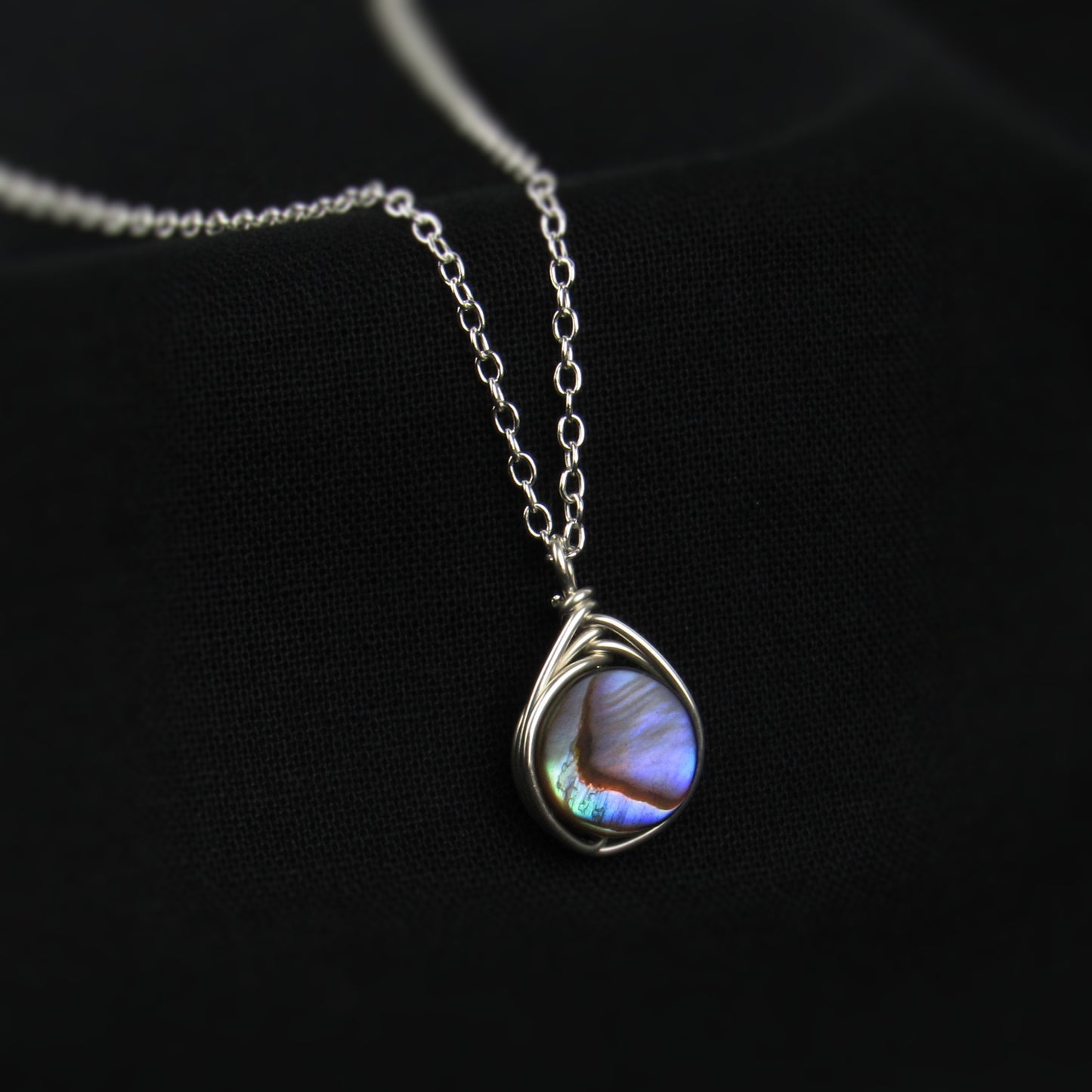8mm Small Circle Abalone Necklace