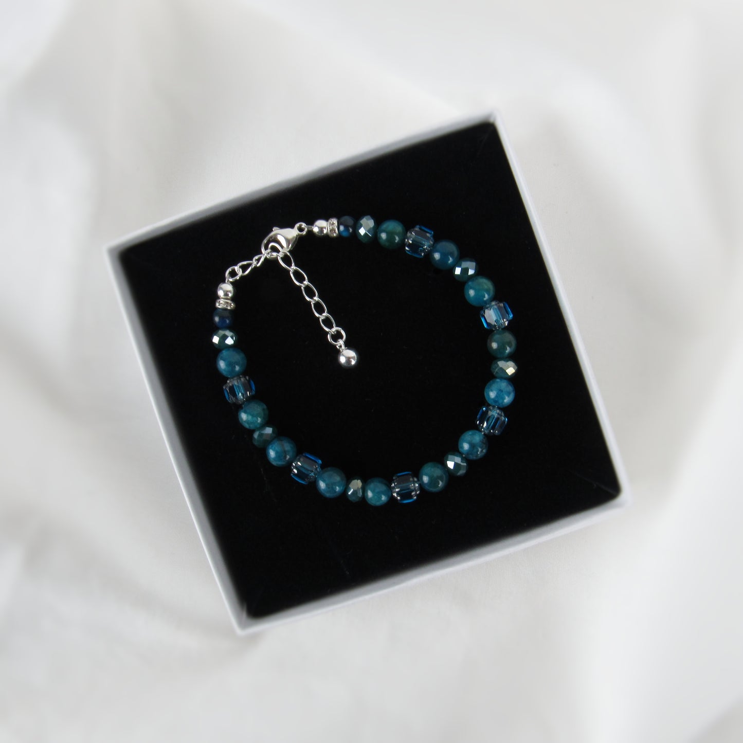 Teal Beaded Bracelet with Apatite Gemstone