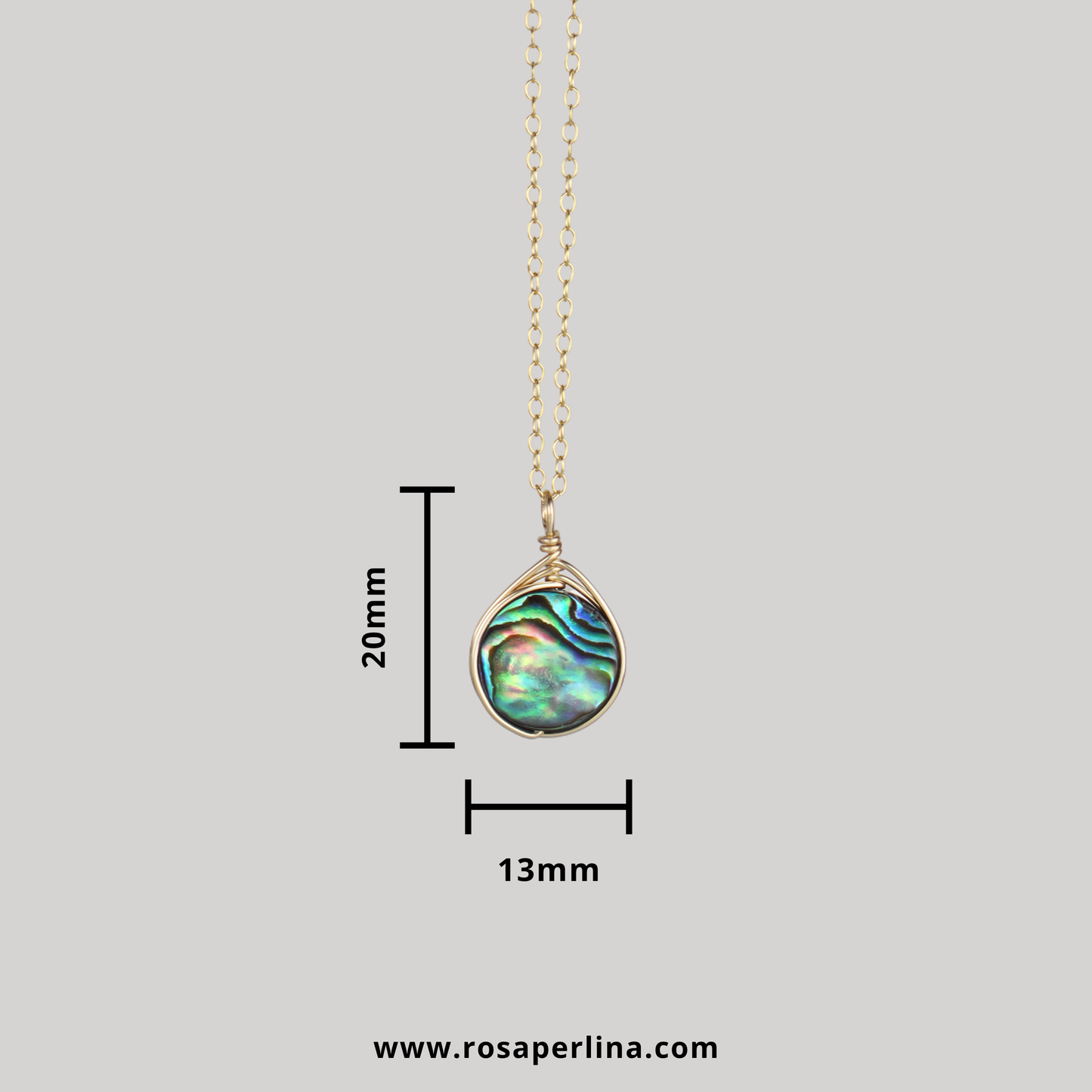 Necklace with a pendant featuring abalone shell design, shown with measurements on a gray background. Brand 'rosaperlinacom' is visible.