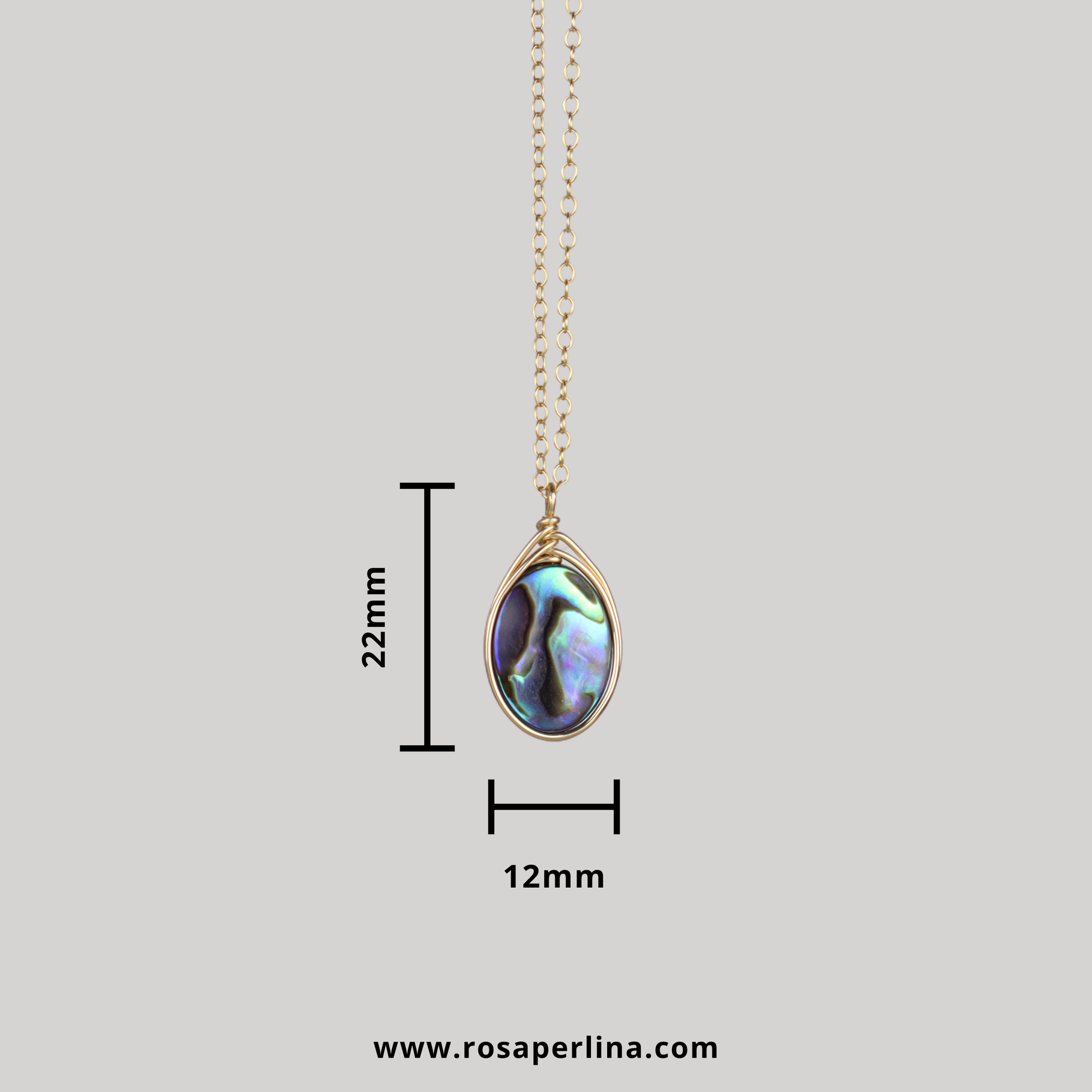 Gold necklace with a pendant, shown with measurements on a gray background, and Rosaperlina.com branding.
