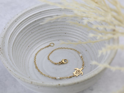 PRE-ORDER Dainty Chain Sea Turtle Bracelet (Sterling Silver) (14k Gold-Filled)