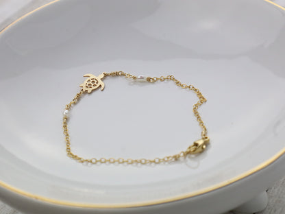 PRE-ORDER Dainty Chain Sea Turtle Bracelet (Sterling Silver) (14k Gold-Filled)