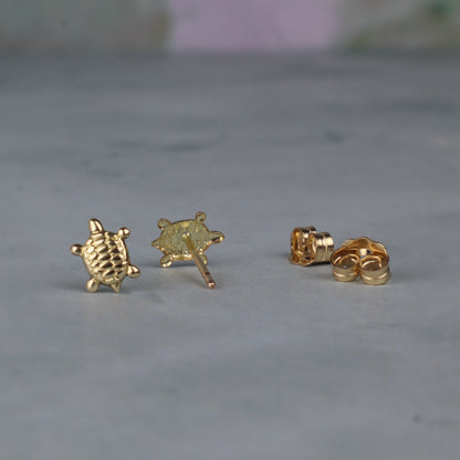 Mini Sea Turtle Earring Stud Earrings (Sterling Silver) (14k Gold-Filled)