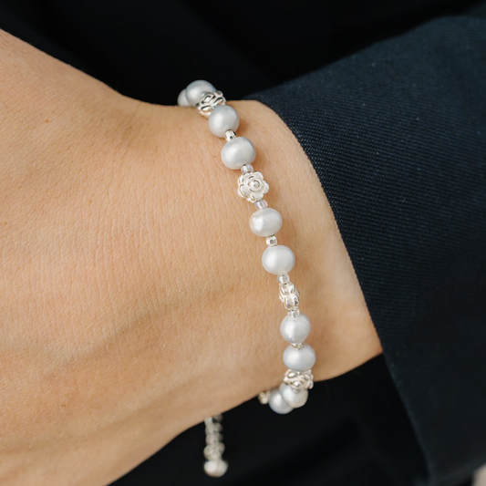 Gray Rose Bracelet with Freshwater Pearls