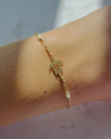PRE-ORDER Dainty Chain Sea Turtle Bracelet (Sterling Silver) (14k Gold-Filled)