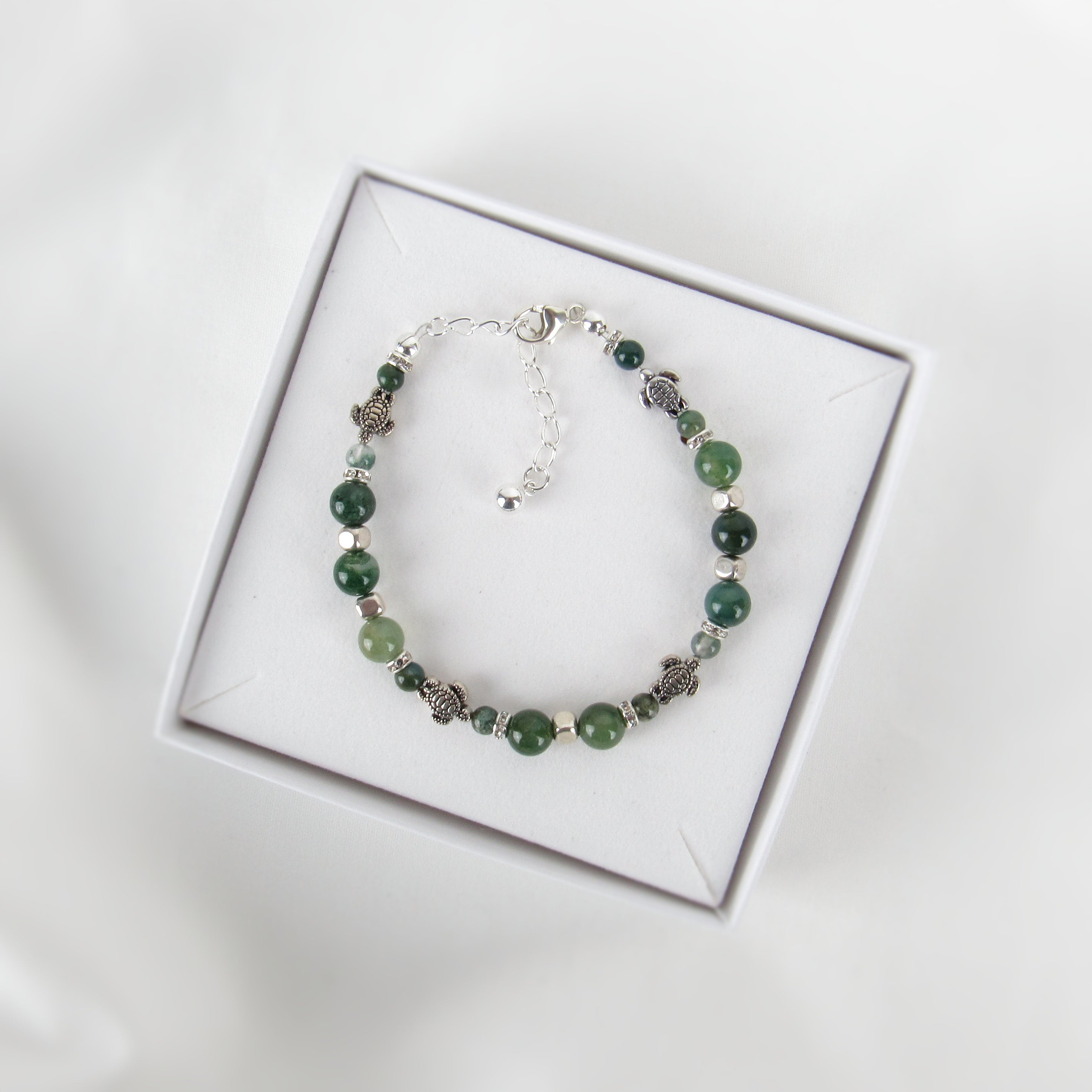 Dark green best sale bracelet