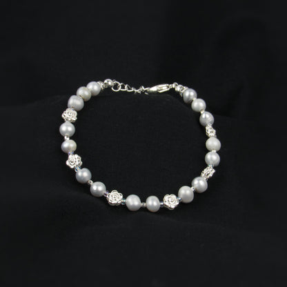 Bracelet Rose Grise avec Perles d'Eau Douce 